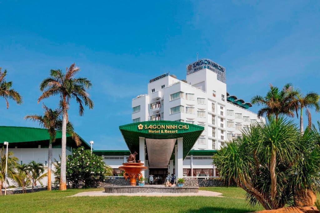 Saigon - Ninh Chu Hotel & Resort Phan Rang-Tháp Chàm Exterior foto